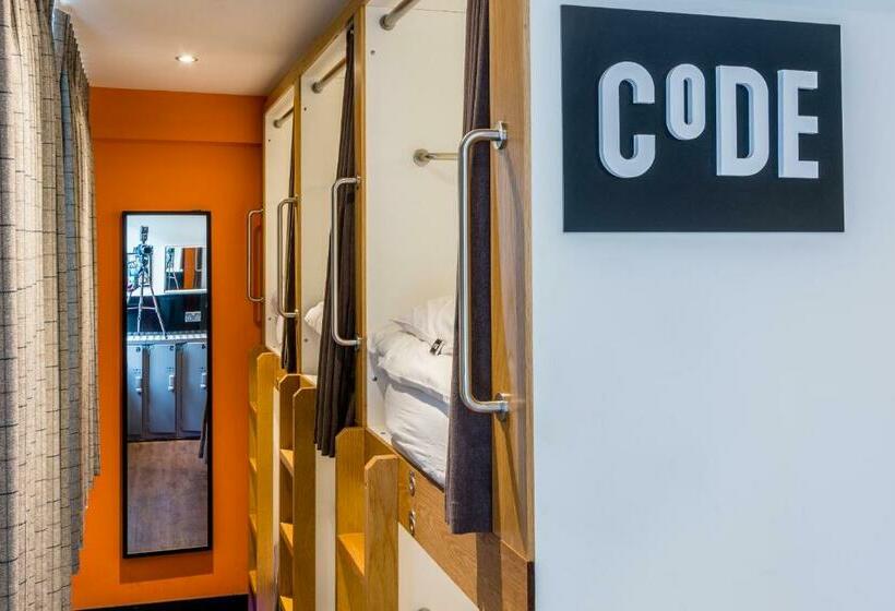 Кровать в Общей Комнате, Code Pod   The Loft   Edinburgh
