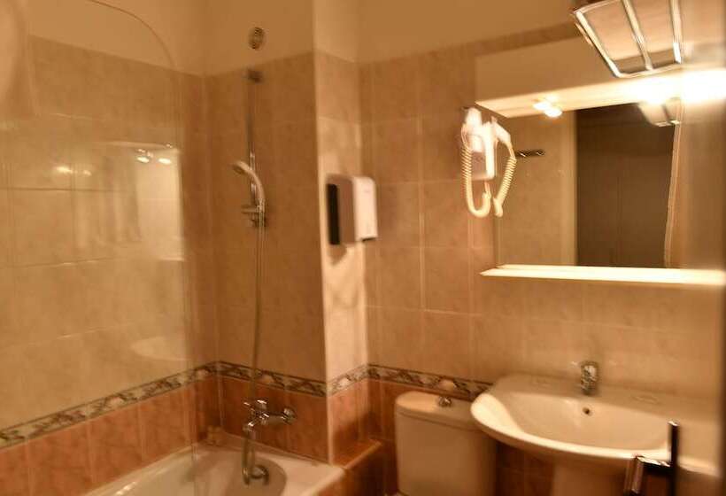 스탠다드 룸, Hôtel Le Claridge