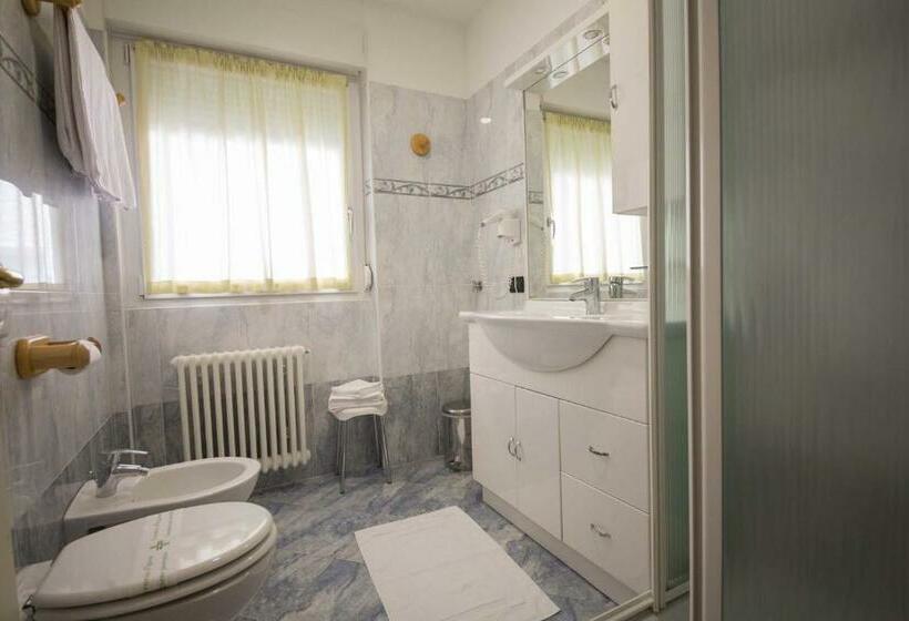 Студио Стандарт с Балконом, Residence Hotel Miralago