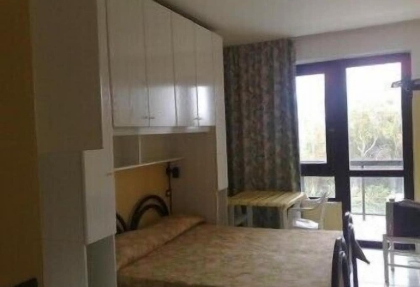Номер Стандарт Трехместный, Residence Nettuno