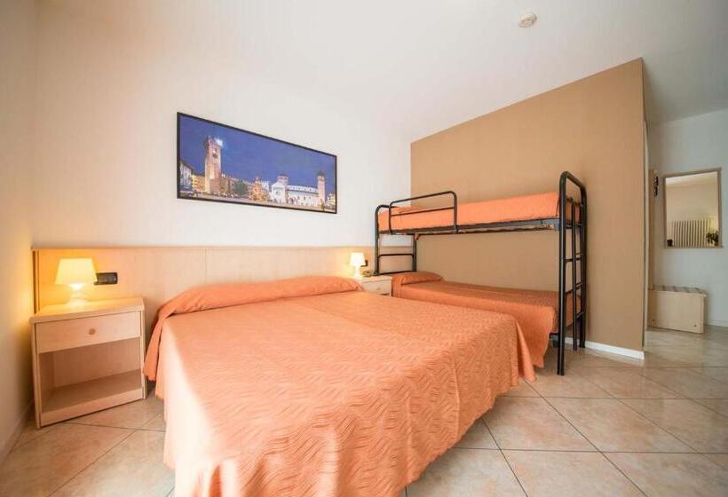 Студио Стандарт с Балконом, Residence Hotel Miralago