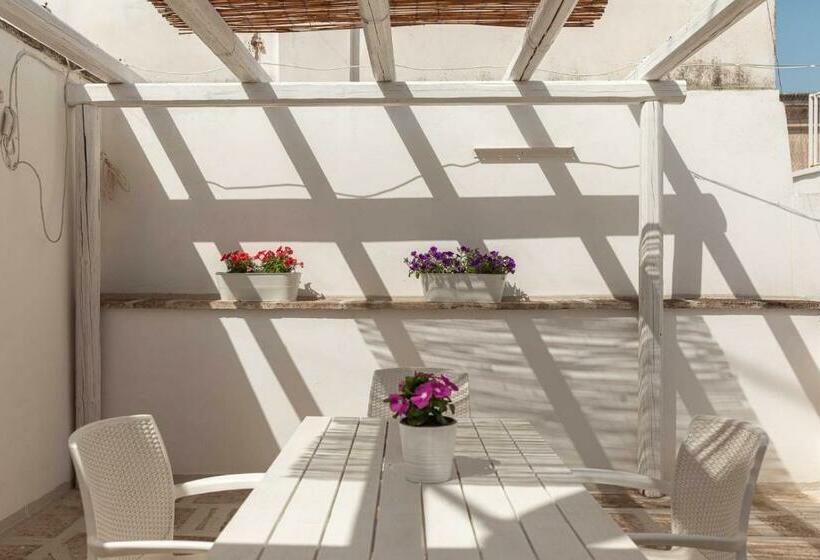 带1个卧室的带阳台的公寓, Albergo Diffuso Monopoli