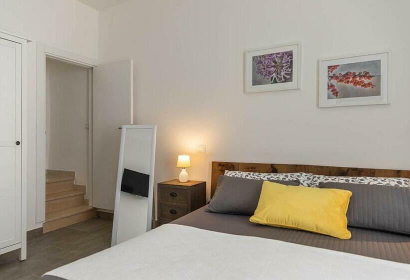 带1个卧室的带阳台的公寓, Albergo Diffuso Monopoli