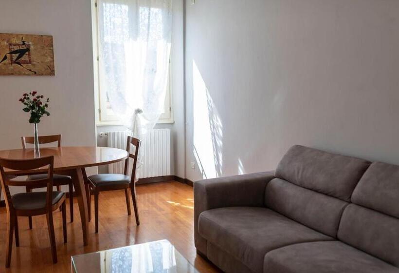 Apartamento 2 Dormitórios, Aromi Piccolo