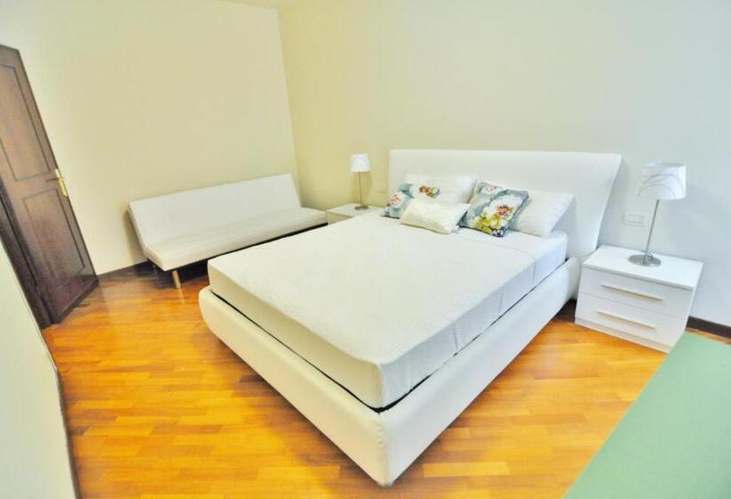 Apartamento 2 Dormitórios, Aromi Piccolo
