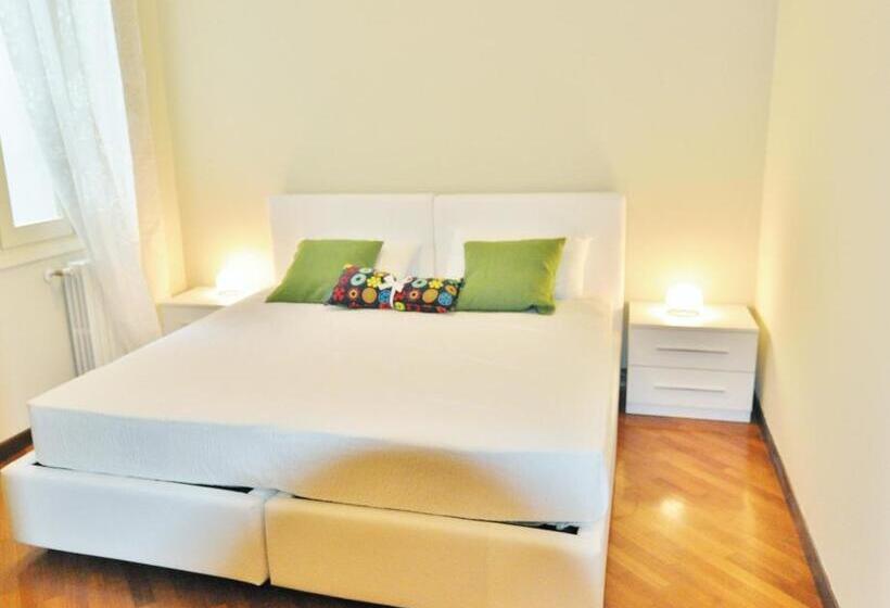 Apartamento 2 Dormitórios, Aromi Piccolo