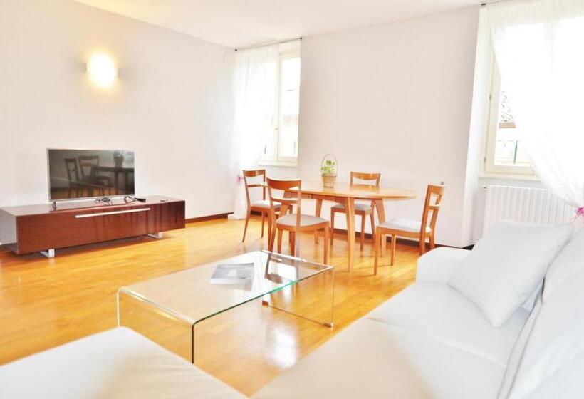 Apartamento 2 Dormitórios, Aromi Piccolo
