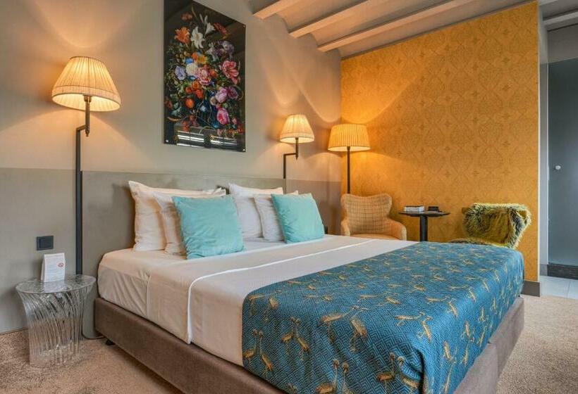 Номер Комфорт, Boutique Hotel The Roosevelt