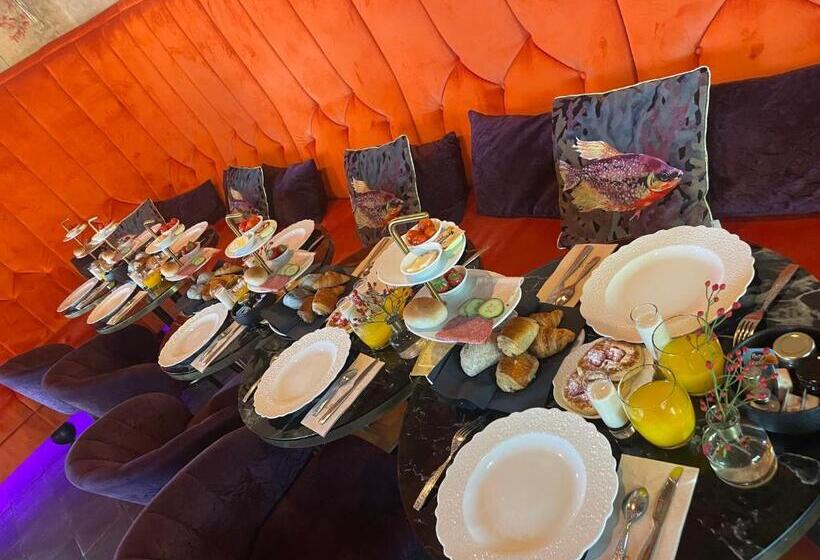 Люкс Повышенной Комфортности, Boutique Hotel The Roosevelt