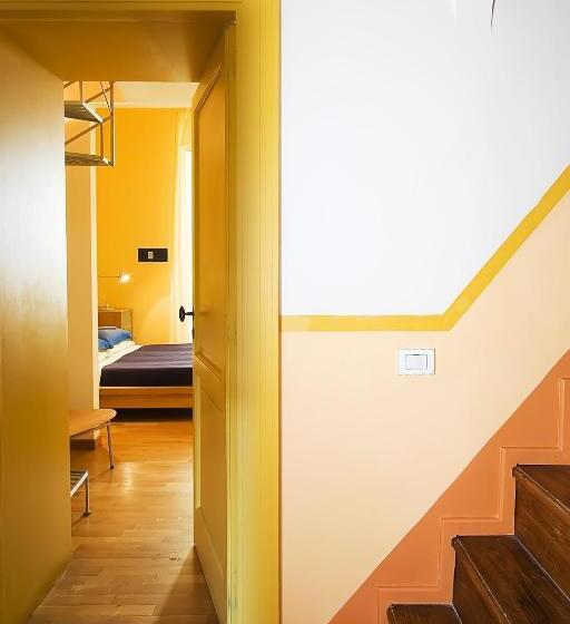 חדר סטנדרט לשלושה, Casa Astarita