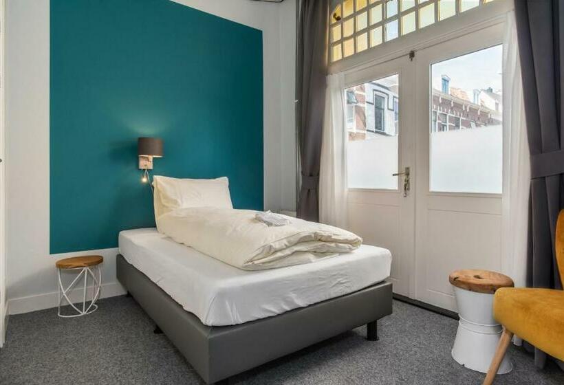 Номер Стандарт Индивидуальный, Villahotel Vlissingen