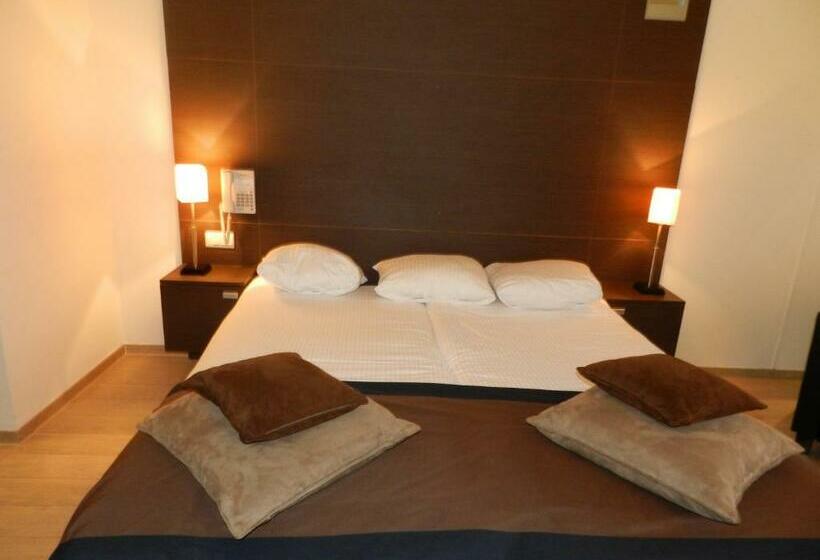 Номер Стандарт, Van Der Valk Hotel Drongen