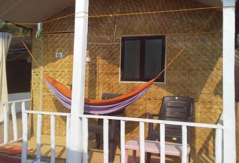 标准间内部标间, Sami Beach Huts