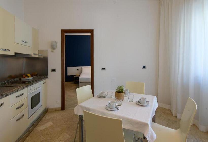 Апартаменты 1 Спальня, & Apartments Sasso
