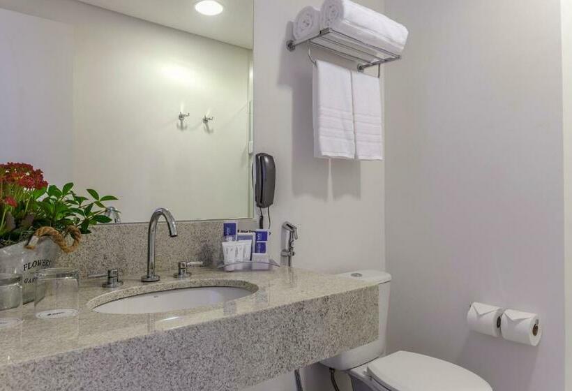 Номер Deluxe, Blue Tree Towers Valinhos