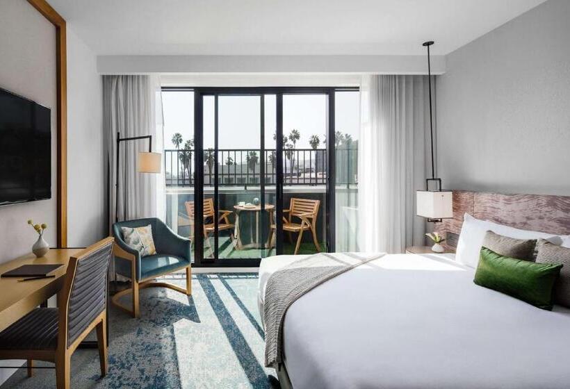 Стандартный Номер Кровать Кинг, Dream Hollywood, By Hyatt