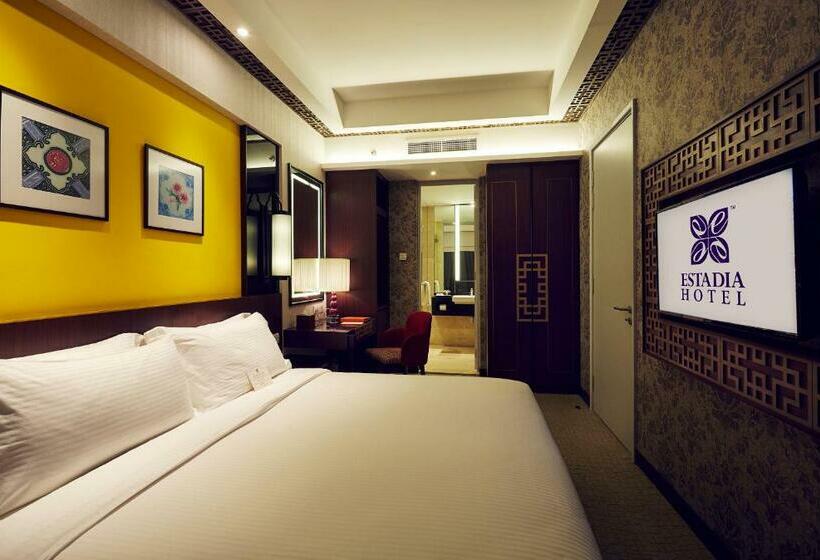 Suite Deluxe, Estadia