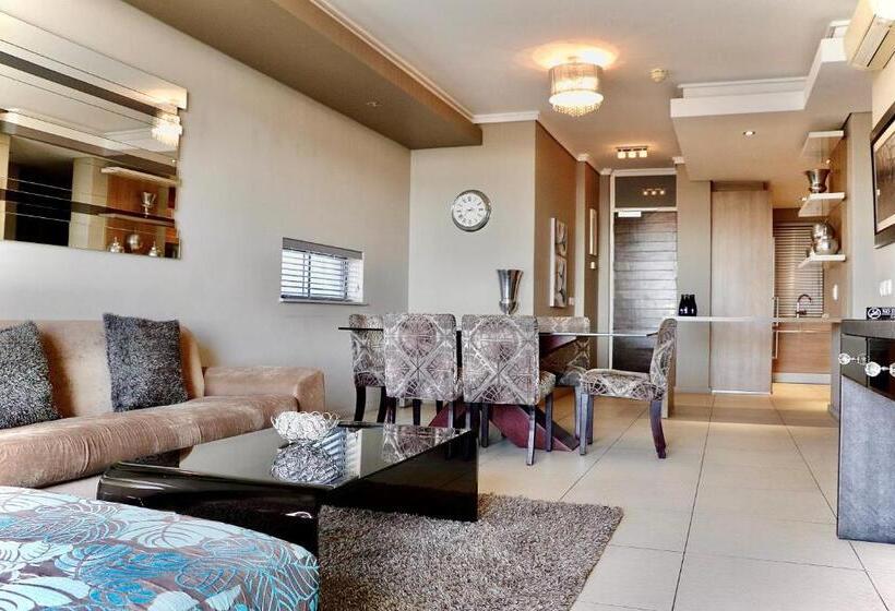 Апартаменты Deluxe 2 Спальни, The Residences At Crystal Towers