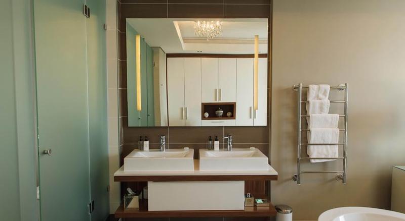 Апартаменты Deluxe 2 Спальни, The Residences At Crystal Towers