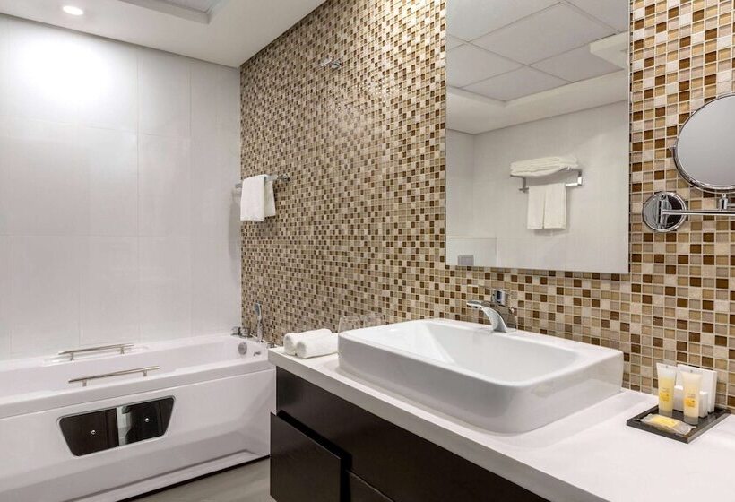 آپارتمان 3 خوابه, Ramada Hotel And Suites Amwaj Islands