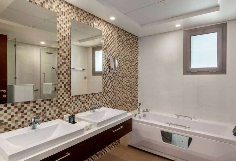 带2个卧室的优质公寓, Ramada Hotel And Suites Amwaj Islands