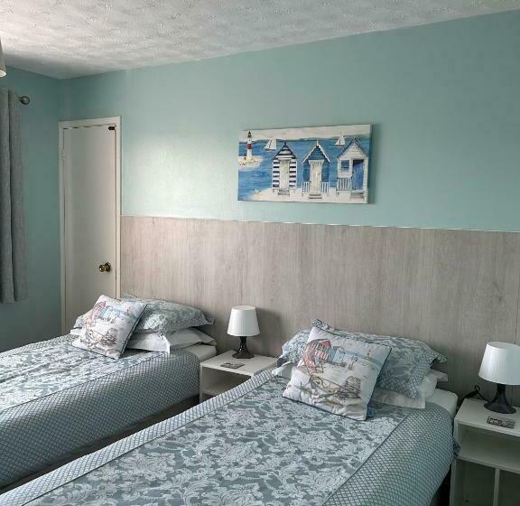 标准间, Leeward House B&b