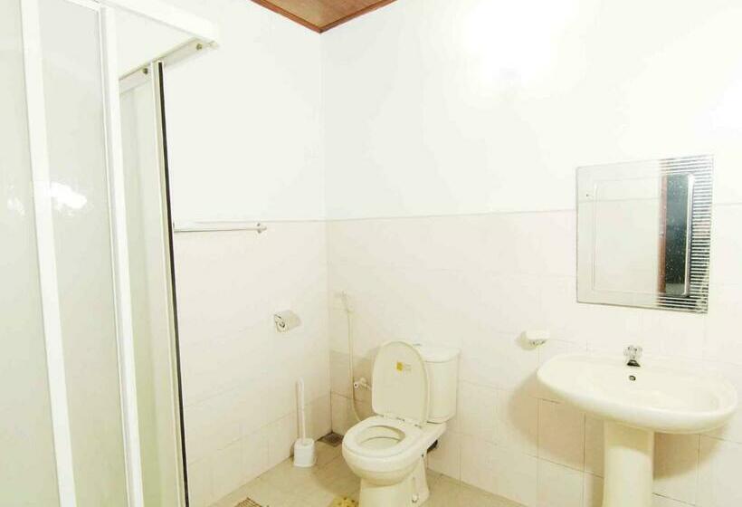 家庭间, 2in1 Kandy Hostel