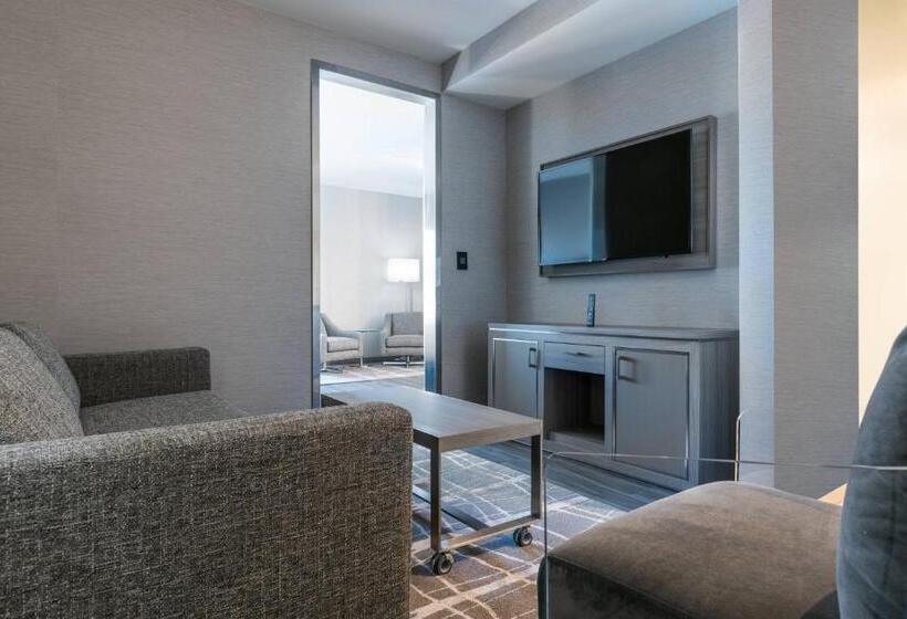 Люкс Кровать Кинг, Ac Hotel By Marriott Boston Cambridge