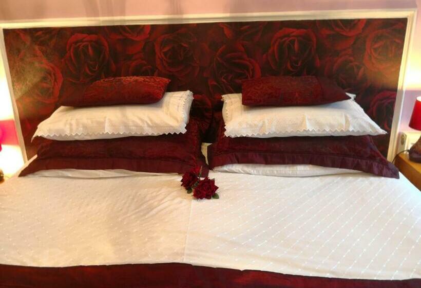 Номер Стандарт, Arches B&b