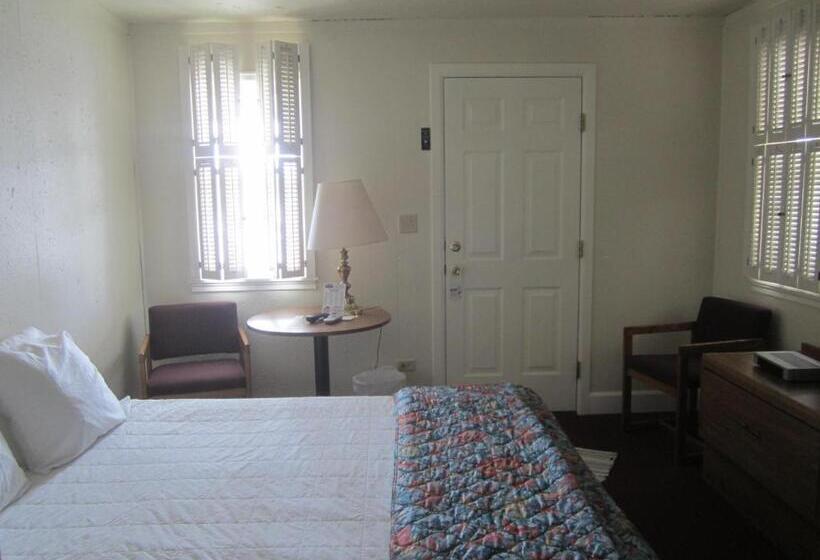 Номер Стандарт 2 Двуспальные Кровати, Big Horn Motel