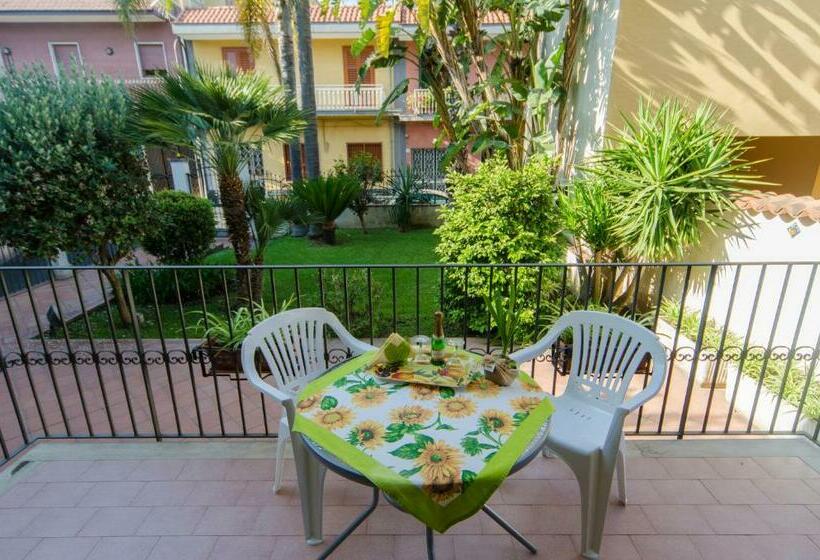 Апартаменты 1 Спальня Вид на Сад, Casa Vacanza Acquamarina