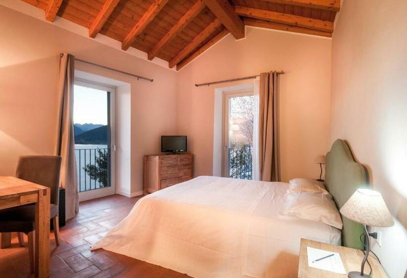 Номер Стандарт Вид на Озеро, Locanda Pozzetto