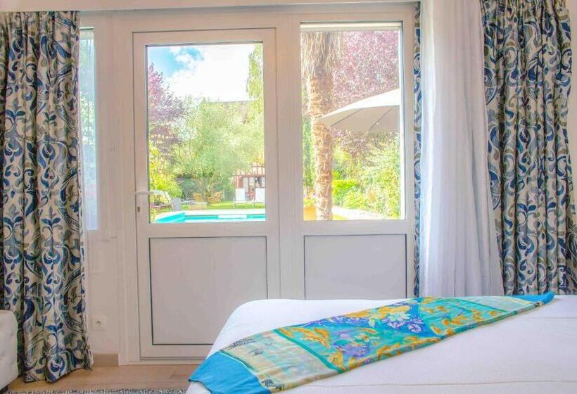 Номер Комфорт, Spa  Au Charme Rabelaisien