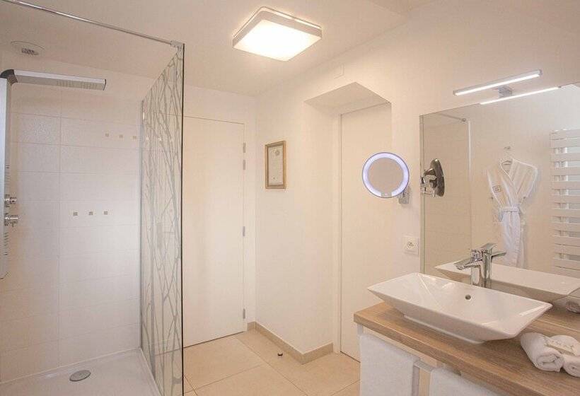 Quarto Comfort, Spa  Au Charme Rabelaisien