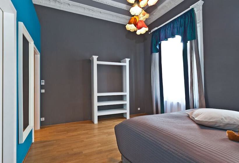 Escritório Executivo, Royal Prague City Apartments