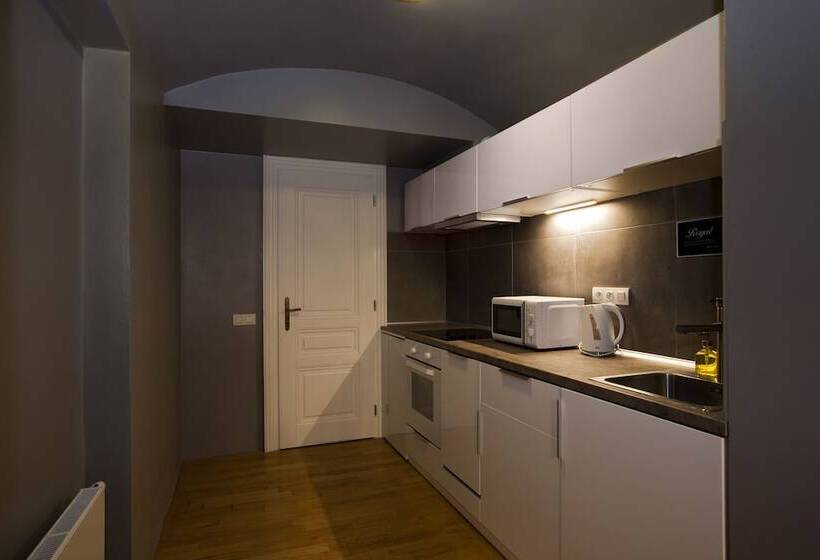 Escritório Executivo, Royal Prague City Apartments
