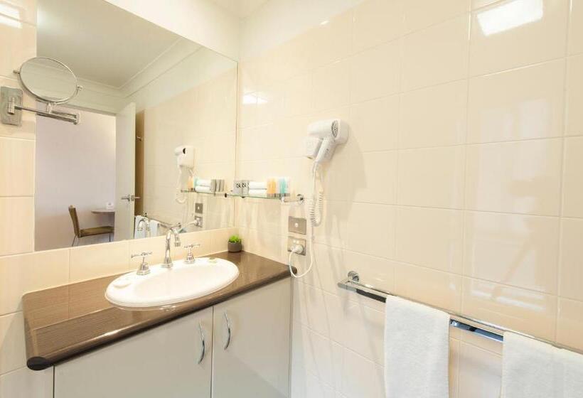 سوییت اجرایی, Wagga Rsl Club Motel
