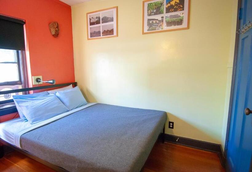 バス共有のスタンダードルーム, Ocean Island Inn | Backpackers | Suites