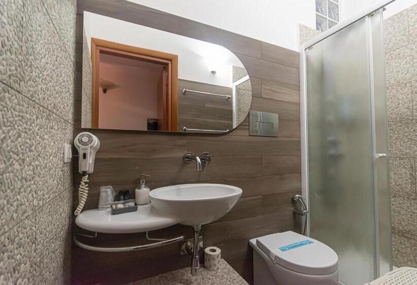 Quarto Estandar, Spiagge Iblee