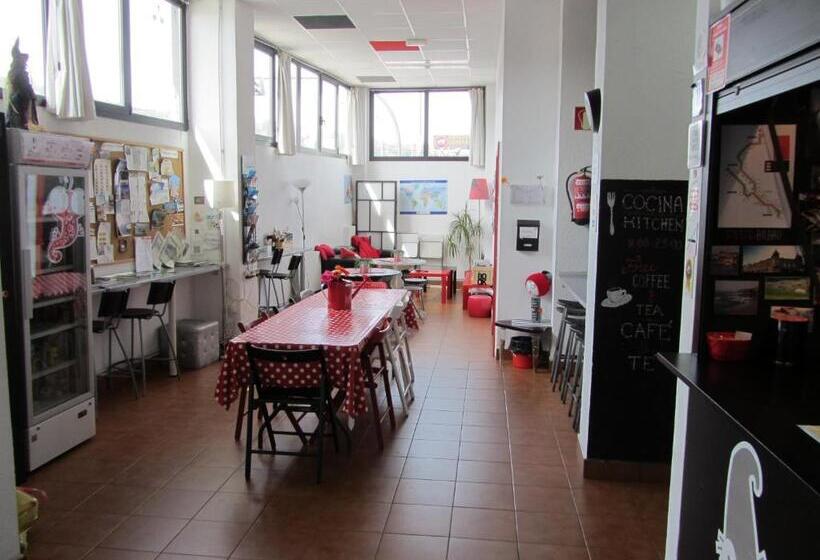 Номер Стандарт Индивидуальный Совместная Ванная, Bilbao Akelarre Hostel