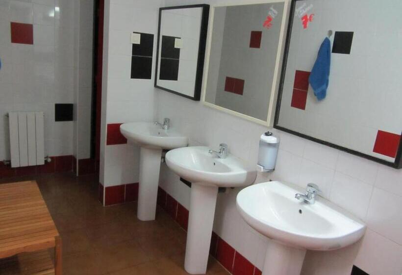 标准单人间共用浴室, Bilbao Akelarre Hostel