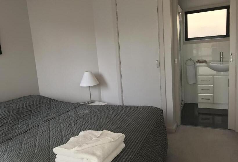 Дом 2 Спальни, Edgewater Terraces At Metung