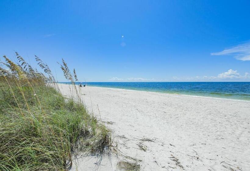 스탠다드 스튜디오 킹침대, Casey Key Resorts  Beachfront