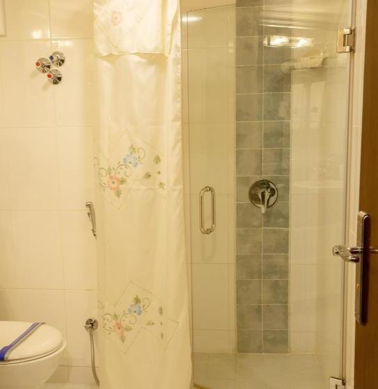 اتاق استاندارد با تخت بزرگ, City Tower