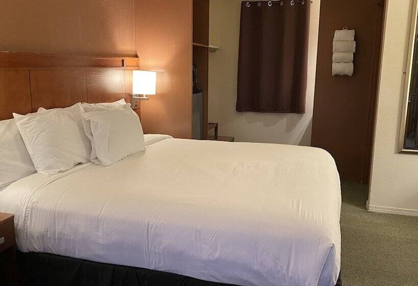 Номер Стандарт, Lakeshore Inn Waterfront