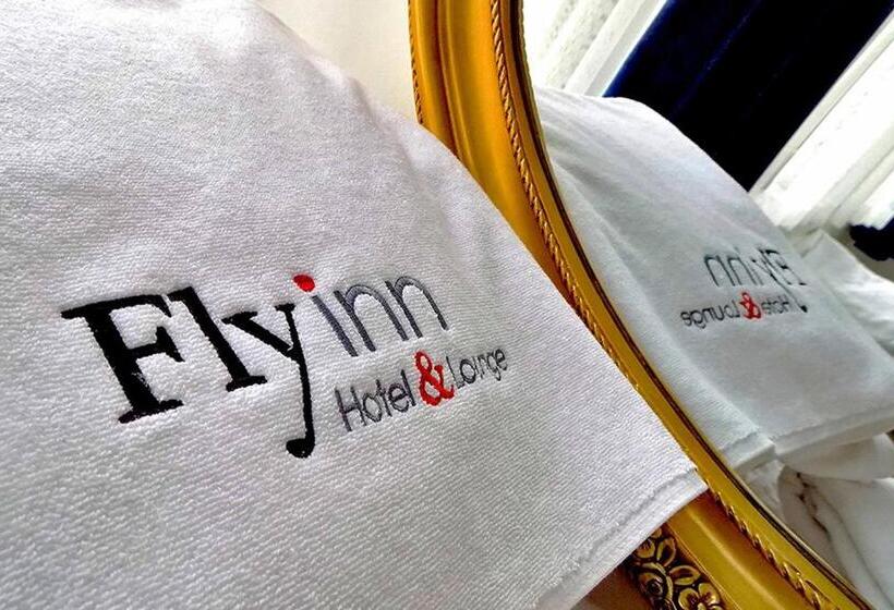 Номер Deluxe, Fly Inn Hotel Lounge