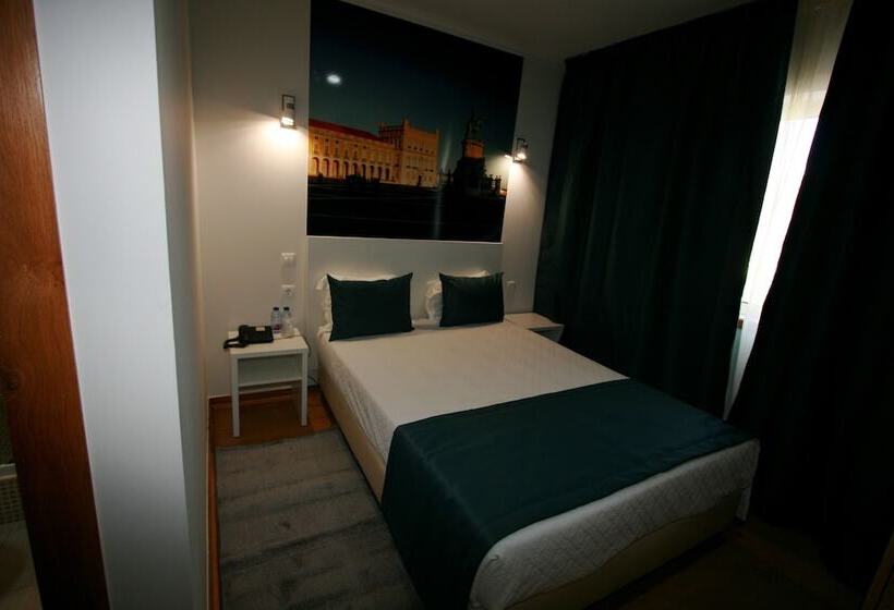 Quarto Estandar, Patria