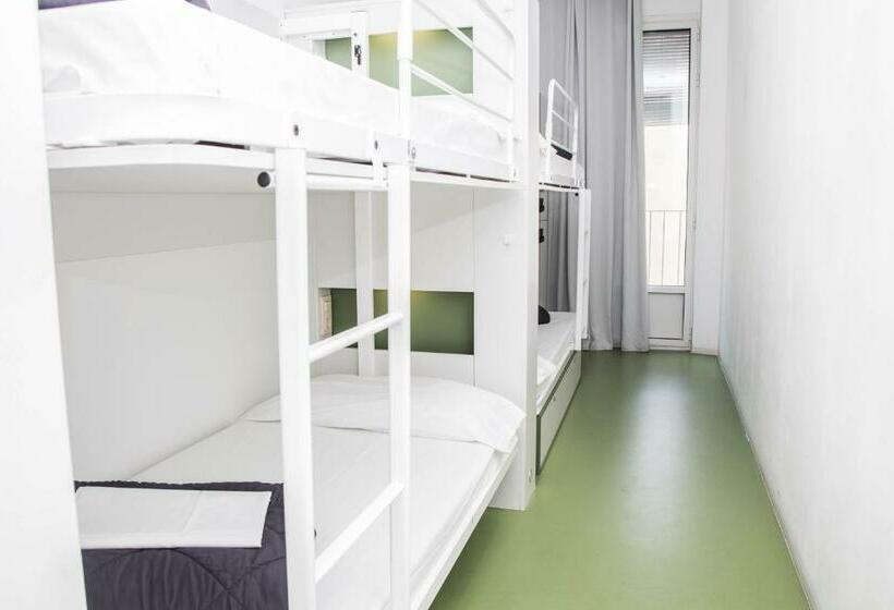 Кровать в Общей Комнате, Sant Jordi Hostels Rock Palace