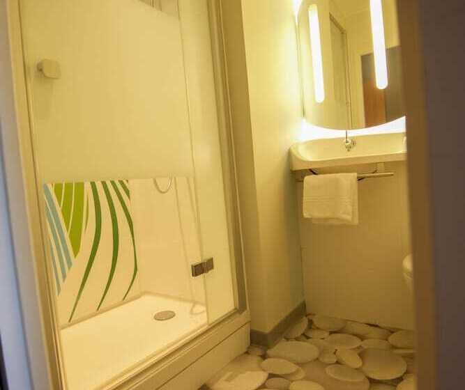 Номер Стандарт Трехместный, Ibis Budget Porte De Camargue