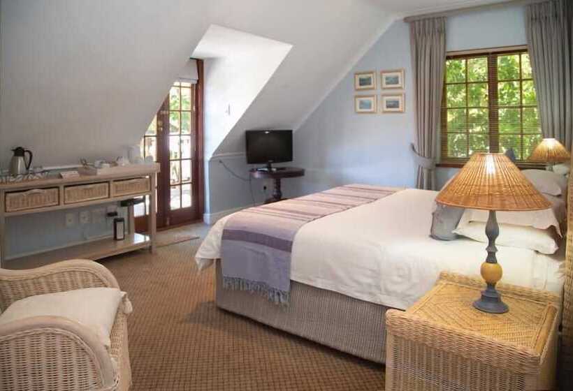 Quarto Deluxe, Gable Manor By Neighbourgood